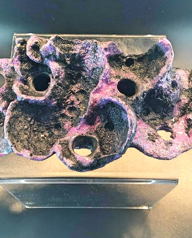 AquaRocks 7 Hole magnetic frag rock montipora display